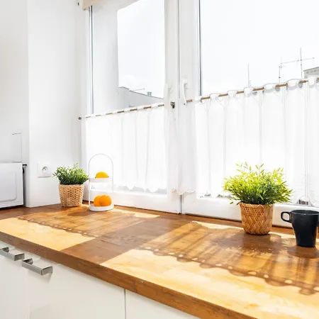 Superapart Kilinskiego 3, Cozy Urban Retreat, Perfect For Couples Varşova