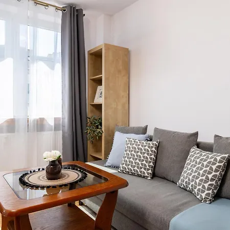 Superapart Kilinskiego 3, Cozy Urban Retreat, Perfect For Couples Warsaw