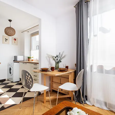 Apartment Superapart Kilinskiego 3, Cozy Urban Retreat, Perfect For Couples